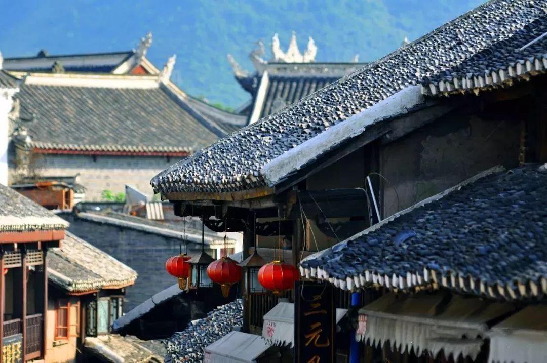 她6岁“为母还债”出道，11岁因哭戏红极一时，如今颜值变化大吗?